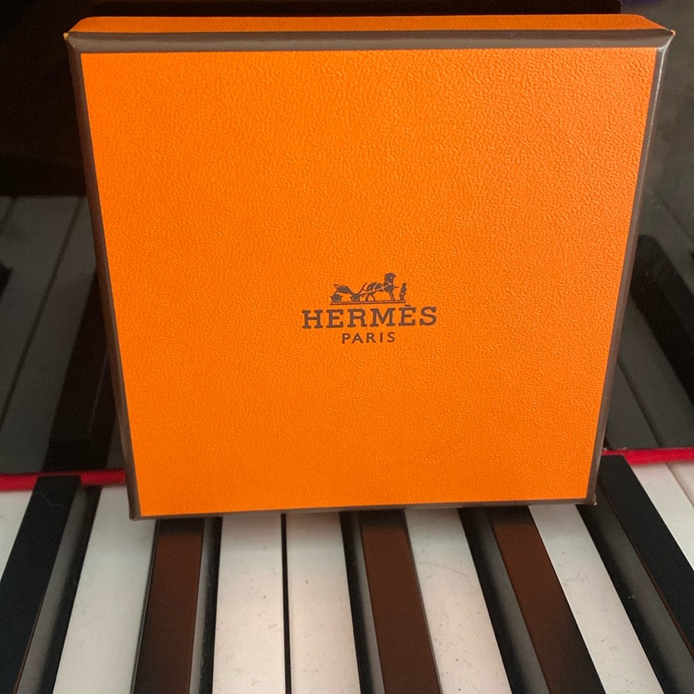 ❌SOLD❌Hermes Small Box